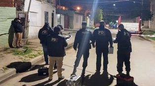 La Policía tomó datos en Margis y Lamadrid, en la zona sur