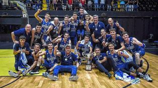 Con un doble sobre el final, Independiente de Oliva ganó el Súper 8 de la Liga Argentina.&nbsp;