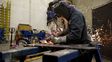 La producción metalúrgica cayó y los industriales del sector encendieron la alarma por la situación del empleo.