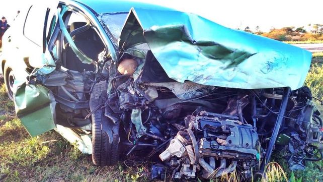 Ruta 127: dos personas fallecieron en un choque frontal