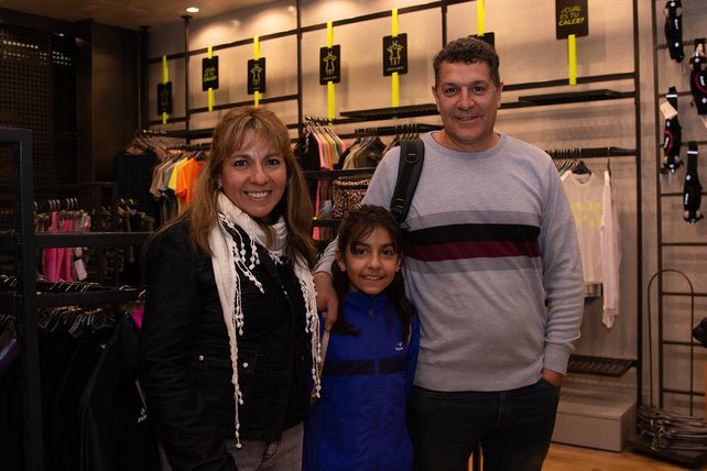 Carina Sosa, Tiara y Raúl Gatto  