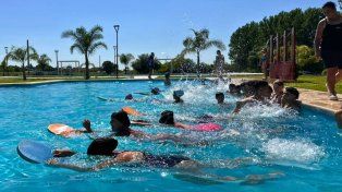 Este lunes se inauguró una nueva colonia de verano para adolescentes en el complejo Yarará, ubicado en la zona noreste de Paraná