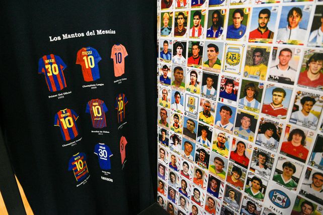 Los productos que tienen más demanda son los de Maradona y los de Messi.