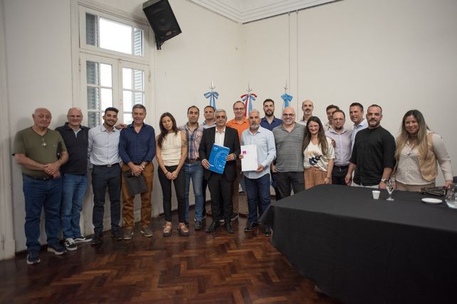 Villa Constitución tendrá un instituto de formación con el sello de la UNR
