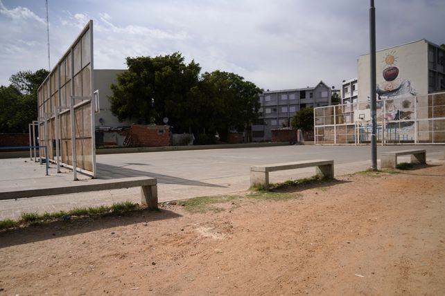 El Playón del Encuentro, frente a la escuela Lola Mora
