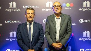 El nuevo presidente de la Bolsa de Comercio de Rosario, Pablo Bortolato, junto al ex presidente Miguel Simioni.&nbsp;