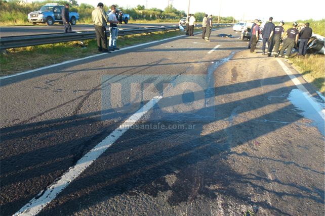 Murieron dos personas en un violento choque en la circunvalación oeste