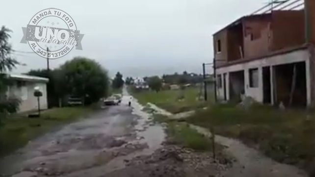 Calles como ríos: Vecinos quieren obras
