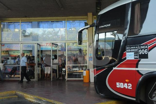 Pese a la disposición nacional el boleto a Paraná no bajó