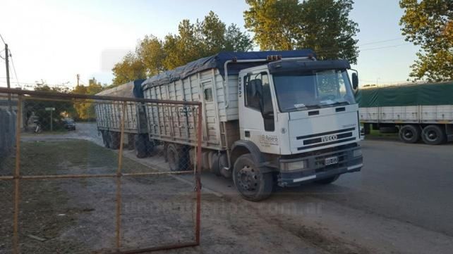 El paro de transportistas de cereales paraliza desde hoy a 180.000 camiones