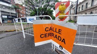 Socavón de 9 de julio y Bulevar: preocupación y enojo de comerciantes por la ampliación del corte de tránsito