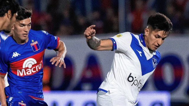 Vélez jugó casi todo el partido con 10 futbolistas y logró igualar como visitante ante Tigre 0-0.