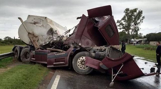 Así quedó uno de los camiones siniestrados