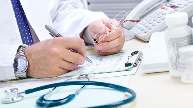 El gobierno nacional tuvo que apelar a una medida cautelar para que las prepagas bajen los precios.