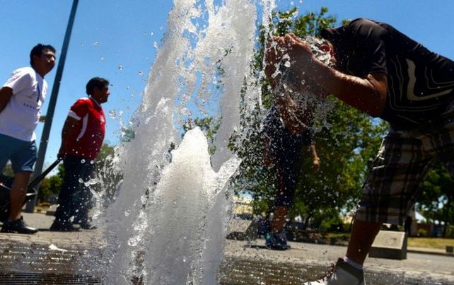 El calor no da tregua y se mantendrá hasta el martes