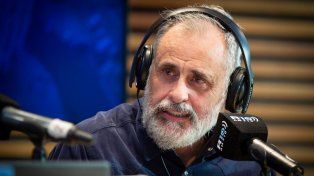 Este sábado por la noche, se informó que Jorge Rial sufrió una descompensación cardíaca durante sus vacaciones en Colombia y debió ser hospitalizado.