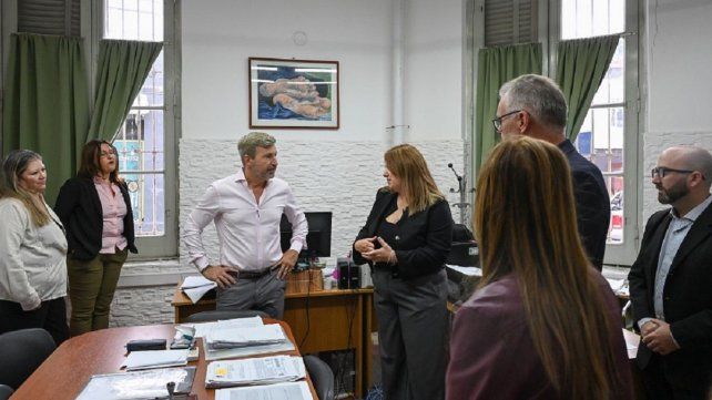 Rogelio Frigerio recorrió las obras de puesta en valor de la sede central del Copnaf.