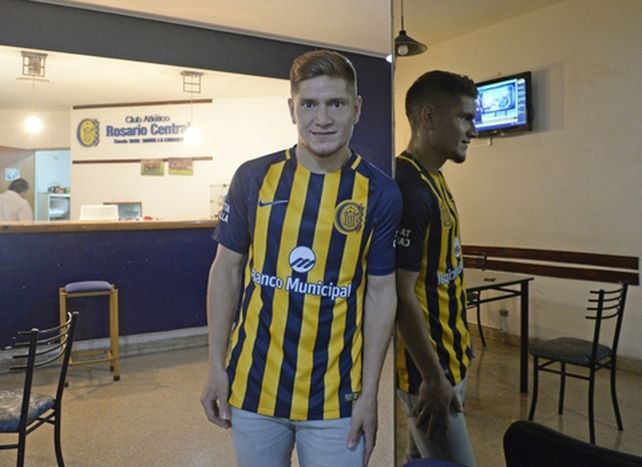 Leonardo Gil acordó con Central: Estoy preparado para este desafío