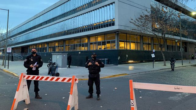 En un clima de máxima tensión, comienza el juicio a Los Monos por las balaceras contra la Justicia