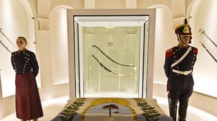 Hasta el momento, el sable corvo de José de San Martín descansa en la Sala de los Sables del Museo Histórico Nacional.