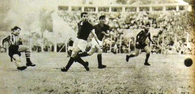 Central venció de visitante a Newells 4 a 0 en la primera fecha del campeonato 1964.