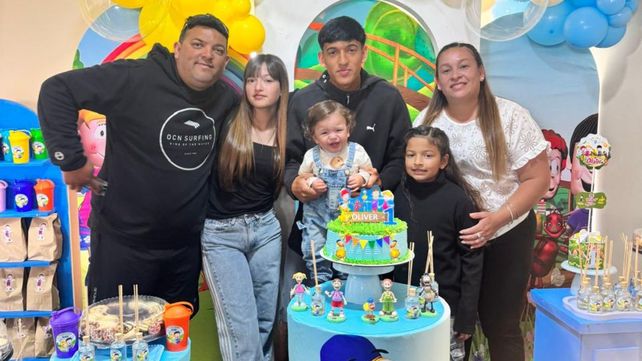 El padre dejó el fútbol para trabajar y apoyó a su hijo en su idea de triunfar en Newells