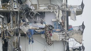 El edificio había registrado un hundimiento de 2 milímetros al año durante los 90