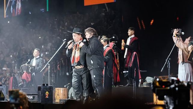 En el Festival de Jesús María Javier Milei se mostró agradecido con el electorado cordobés que lo ayudó a ser presidente