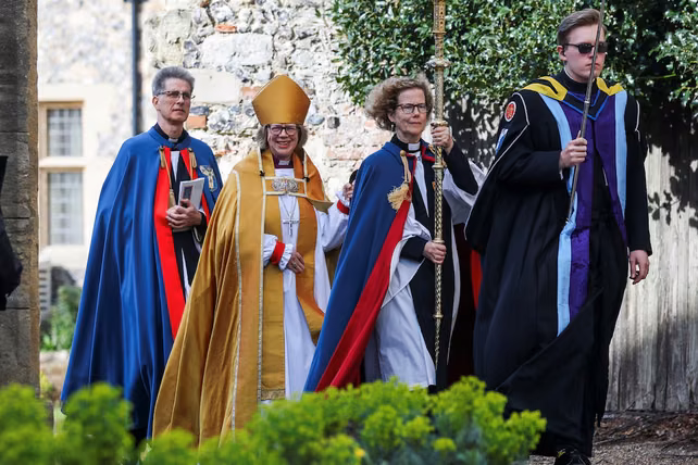 Por primera vez en 500 años, una mujer es arzobispo de Canterbury y lidera la Iglesia de Inglaterra