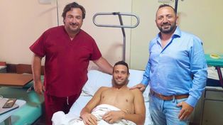 Operaron con éxito a Claudio Corvalán