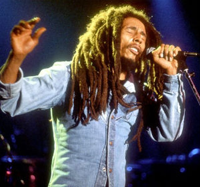 Bob Marley se convirtió en un ícono mundial gracias a su pasión por el reggae.