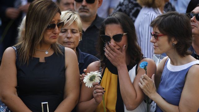 Homenajes a las víctimas en el aniversario de los atentados en Barcelona