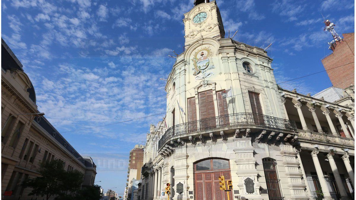Entre Ríos: los municipios pierden terreno y las comunas duplican sus recursos