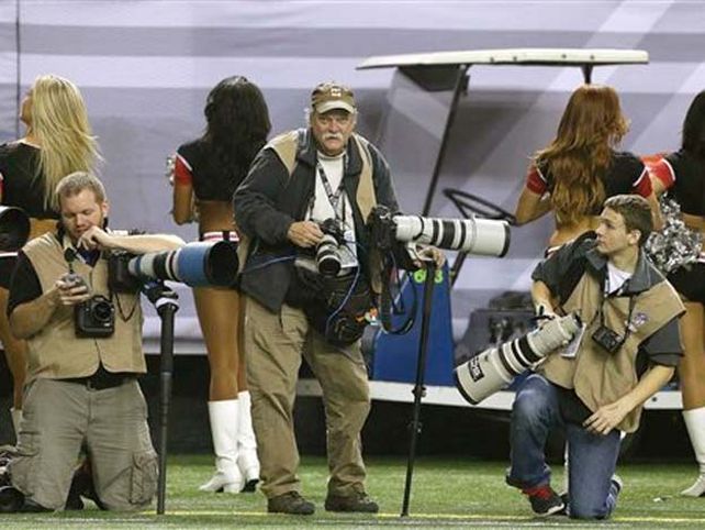 Fotógrafo falleció en un partido de fútbol americano