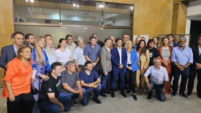 Con Axel Kicillof como anfitrión y vocero
