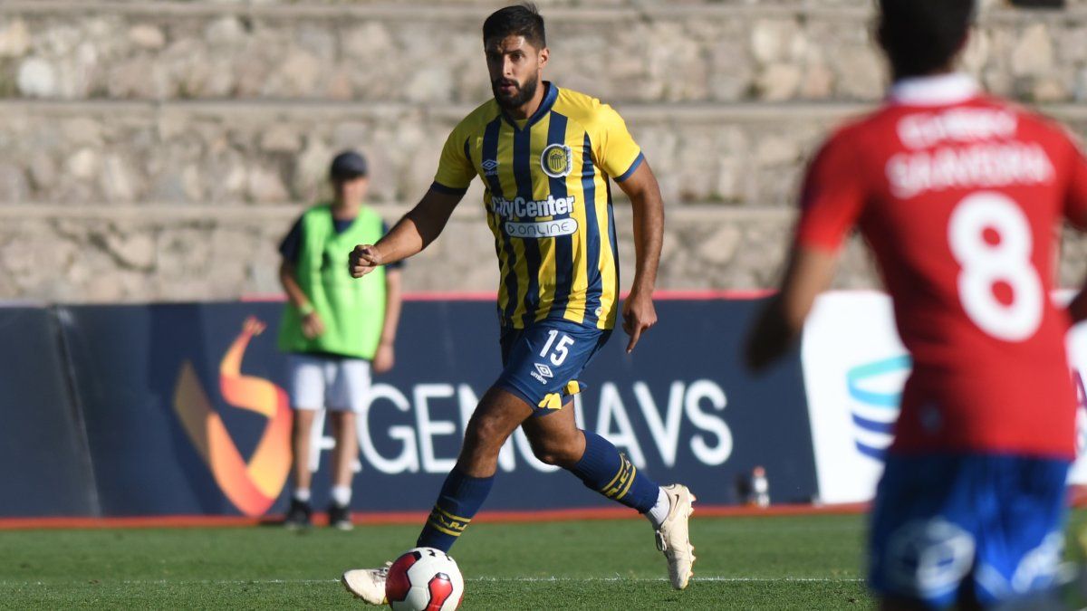 Central salió con Mallo de titular con línea de cinco en el fondo