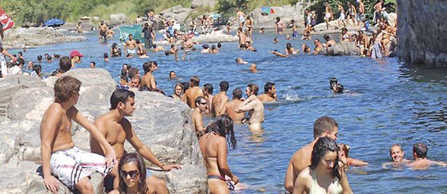 A full. Los ríos