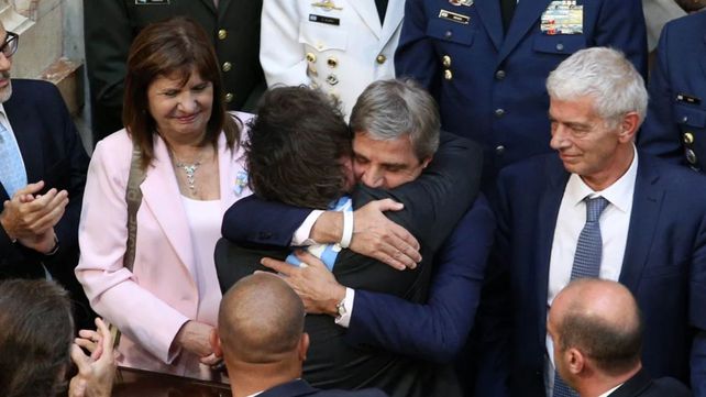 El presidente Javier Milei le dio un fuerte espaldarazo al ministro de Economía