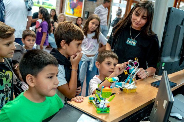 La Municipalidad abre 500 cupos gratuitos para el taller de robótica educativa