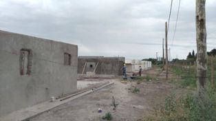 Suspendieron a 70 trabajadores de una obra de viviendas