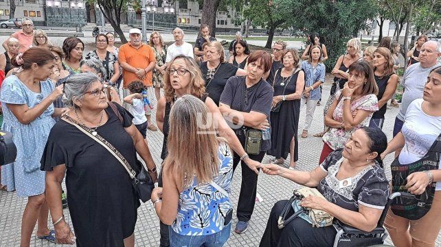 Poca convocatoria en la marcha contra la inseguridad en la Plaza 25 de Mayo. Poca convocatoria en la marcha contra la inseguridad en la Plaza 25 de Mayo.