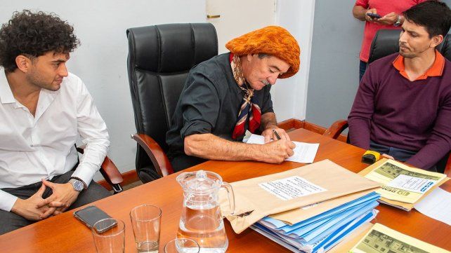 La Dirección Provincial de Vialidad (DPV) abrió los sobres con las ofertas para la construcción de una calzada sumergible sobre el arroyo Nogoyá
