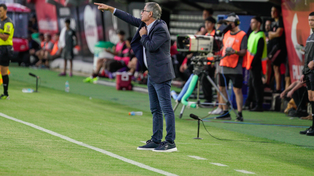 Aquel comienzo en La Plata. El Profesor dio el puntapié inicial en el banco de Central enfrentando a Estudiantes en La Plata en la Liga Profesional 2024.
