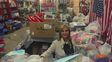 Una mujer compró una juguetería para hacerles regalos de Navidad a los niños que no tienen familia