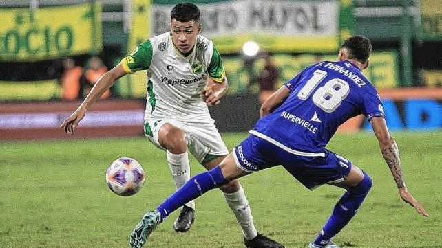 Defensa igualó con Vélez.