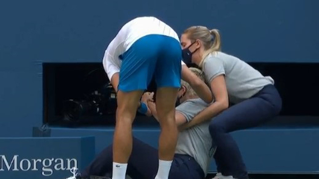 Djokovic, descalificado del US Open por agresión a una jueza