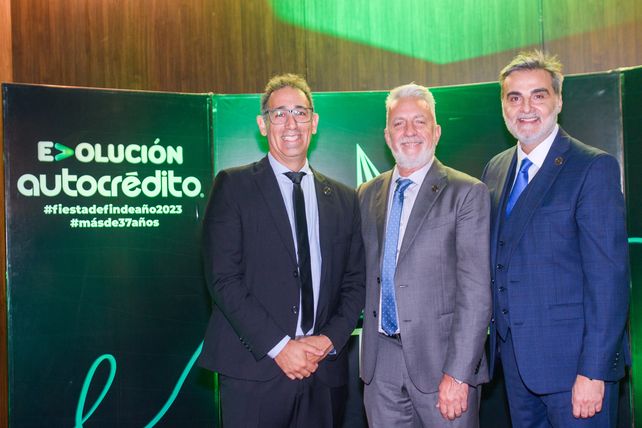 Guillermo Espina, Jorge Lucci y José Luis Cases