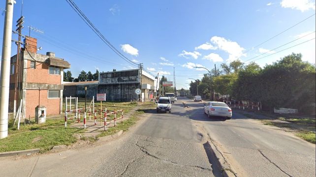 El robo de la moto se produjo en la zona de avenida de Las Palmeras y las vías del ferrocarril.