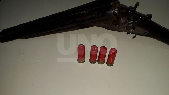 Cayó preso un violento delincuente rosarino con un arma de guerra cargada