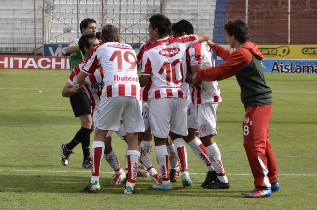 Unión: un festejo clásico en descenso y a puertas cerradas